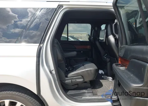 2018 Lincoln Navigator L/Select z USA, uszkodzony, nr VIN 5LMJJ3HT5JEL14581